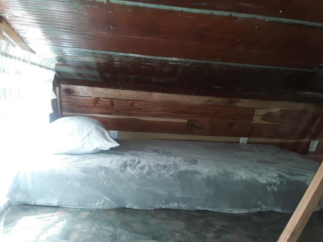 Amish Made Cedar Cabin With A Loft On A Buffalo Farm Close To The Buffalo River Marshall Exterior photo